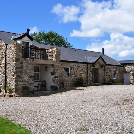 Gwalchmai The Barn At Cae Bachヴィラ エクステリア 写真
