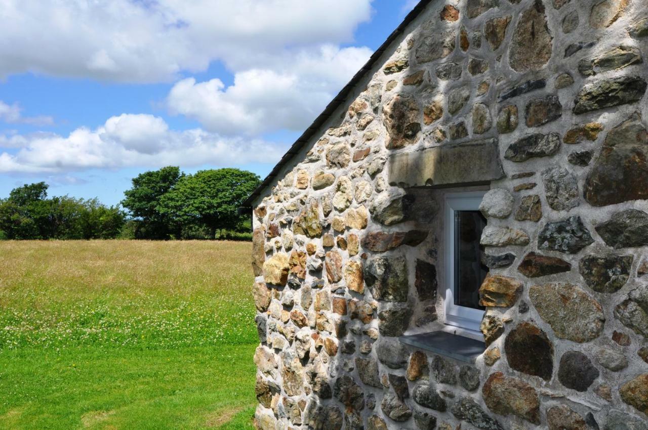 Gwalchmai The Barn At Cae Bachヴィラ エクステリア 写真